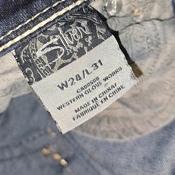 🤑SALE🤑Silver Jean's - Picture 3 of 6